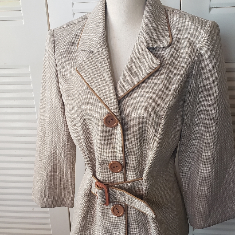 Sweet Suit size 8